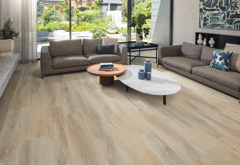 Vinyl click flooring planks